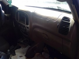 2001 TOYOTA SEQUOIA, WHITE, LIMITED MODEL, 4.7L, AT, 4WD.  Z26264